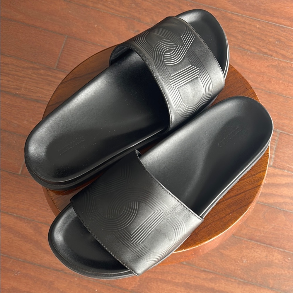 Hermes Black Sandals Minimalist Slip-On Design Leather